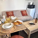 Apartment Le Cocon Terracotta - Nid Cosy Au Coeur De Nîmes